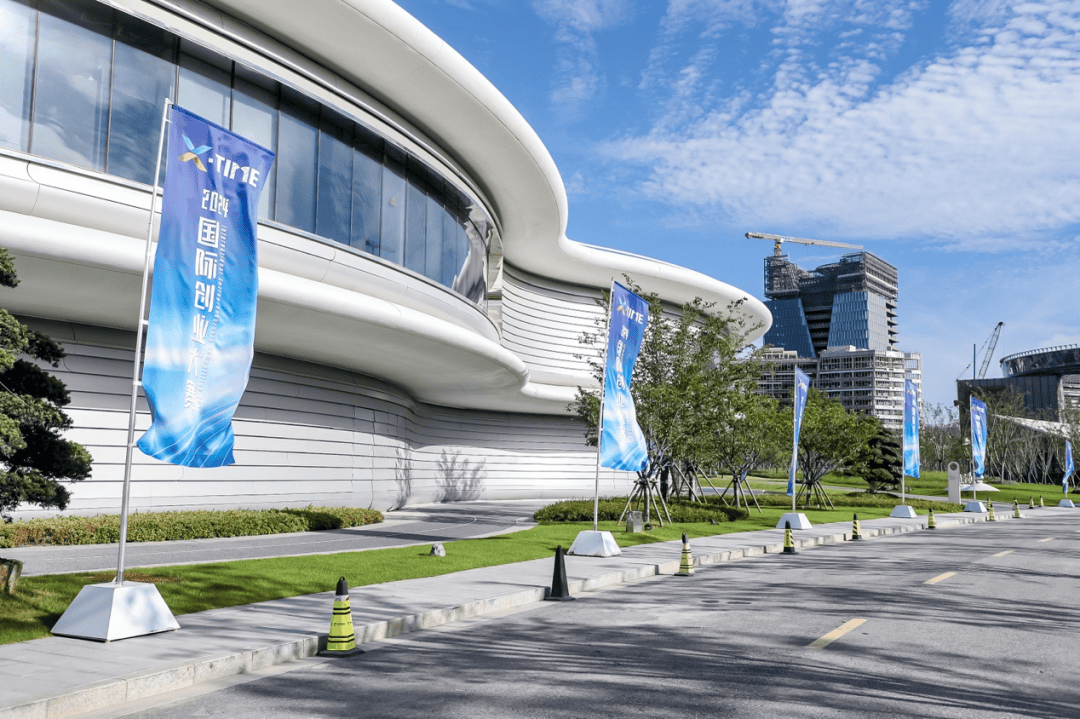 全球五大赛区复赛收官，下一站，临港！