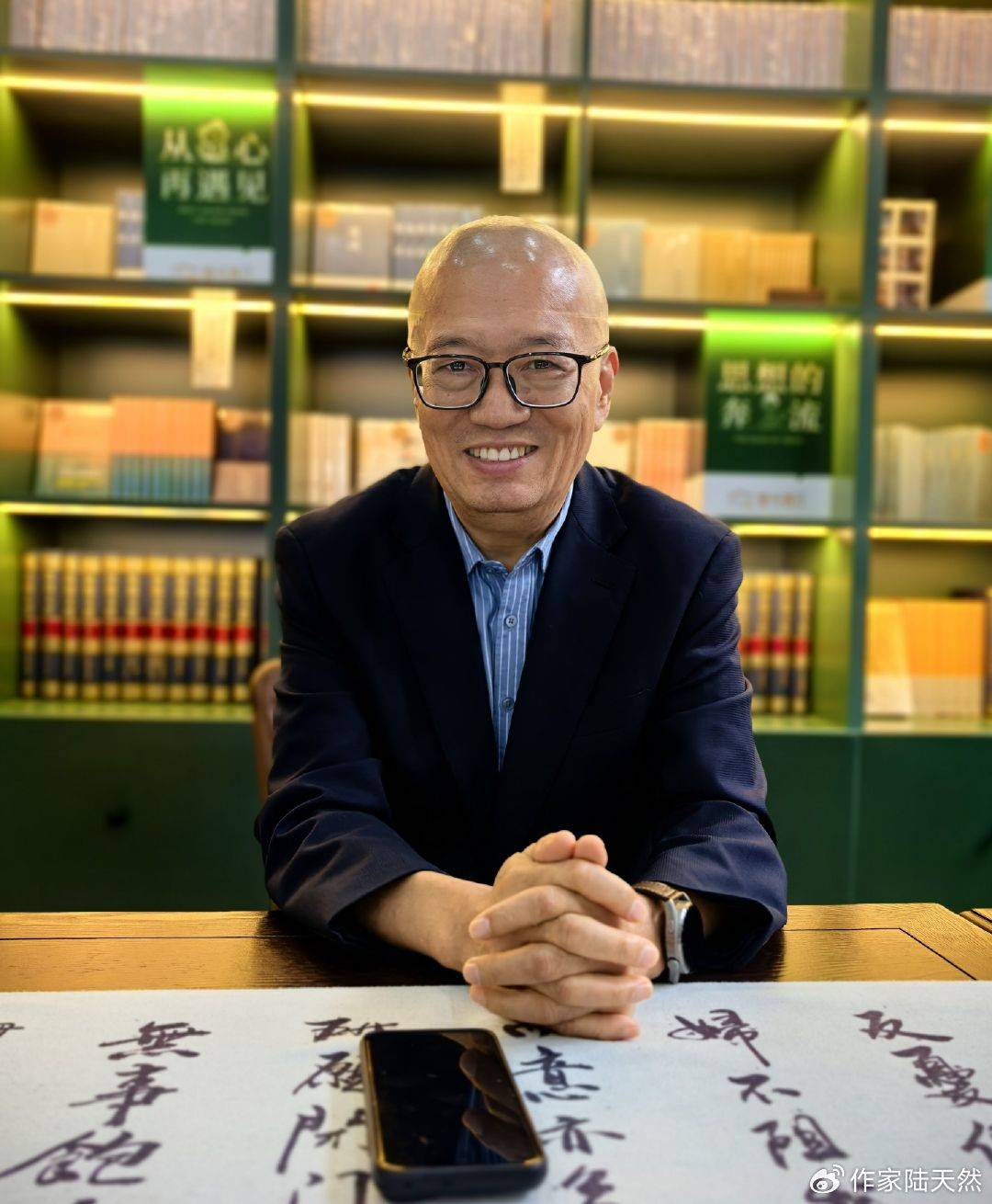 长江后浪推前浪：霍启刚接棒港口帝国，家族战略为何更胜一筹？