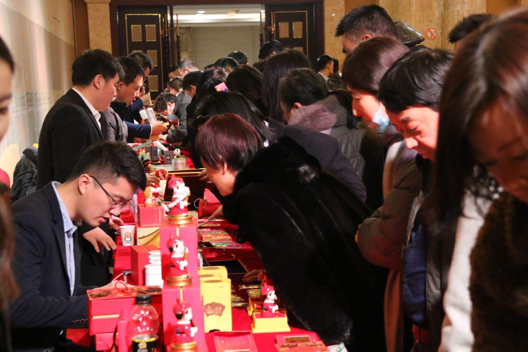 新乡贵金属(新乡贵金属交易中心在哪里)