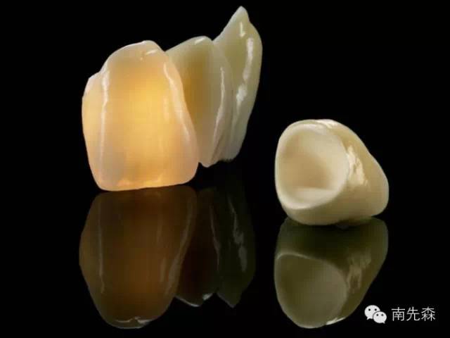 贵金属牙图片(贵金属牙什么材料)
