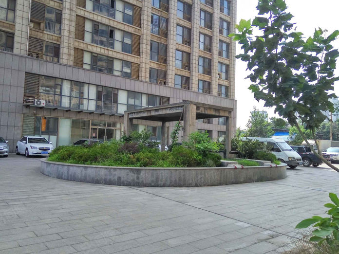 鸿泰贵金属(鸿泰珠宝首饰有限公司)